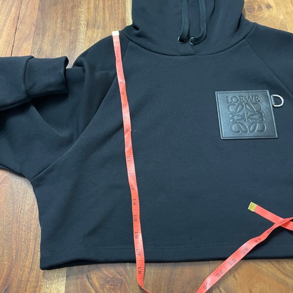 ❌SOLD❌  NWT LOEWE Black Cropped Hoodie with Anagram logo leather patch Size M - Picture 10 of 10